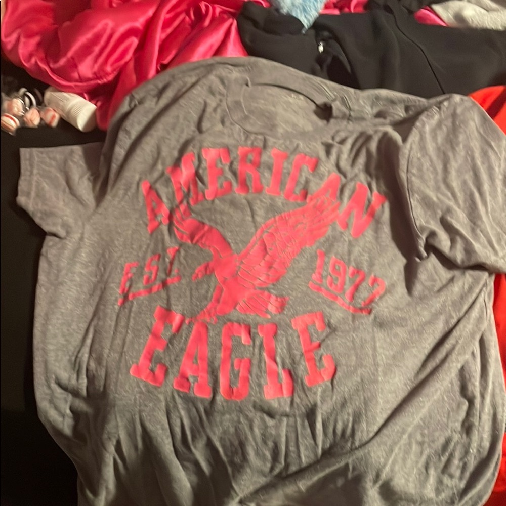 American Eagle Outfitters Heather Gray Tee